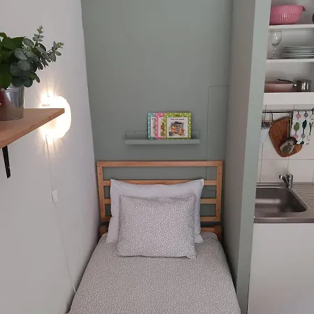 Tia Apartment