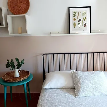 Tia Apartment *