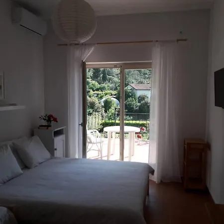 Tia Apartment *