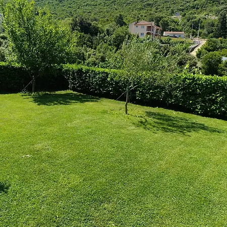 アパート Tia ネウム