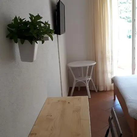 Apartment Tia